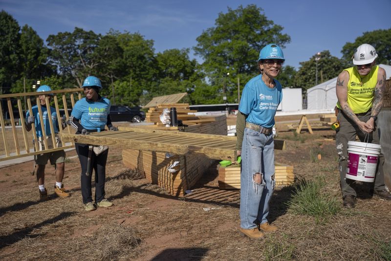 Jasmine Guy at the Carter Work Project at Langston Park